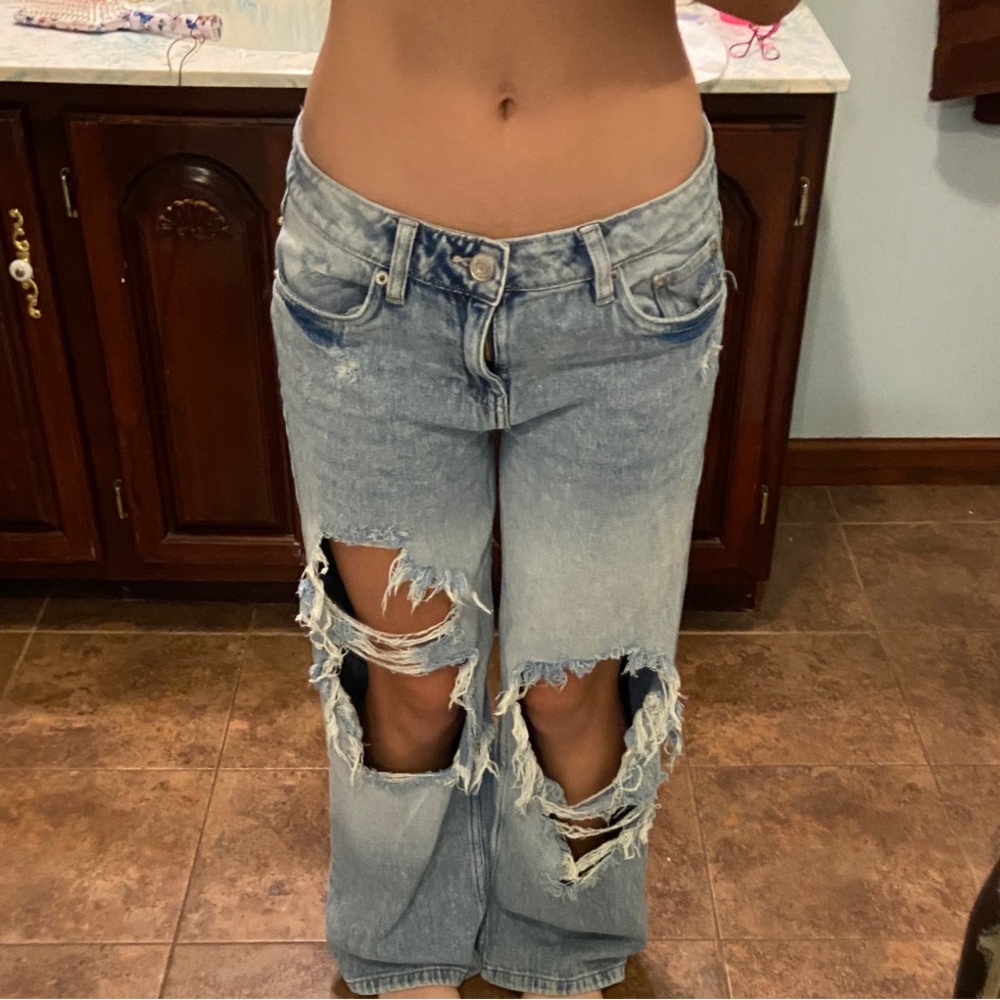 Distressed Light Blue Women's Jeans
